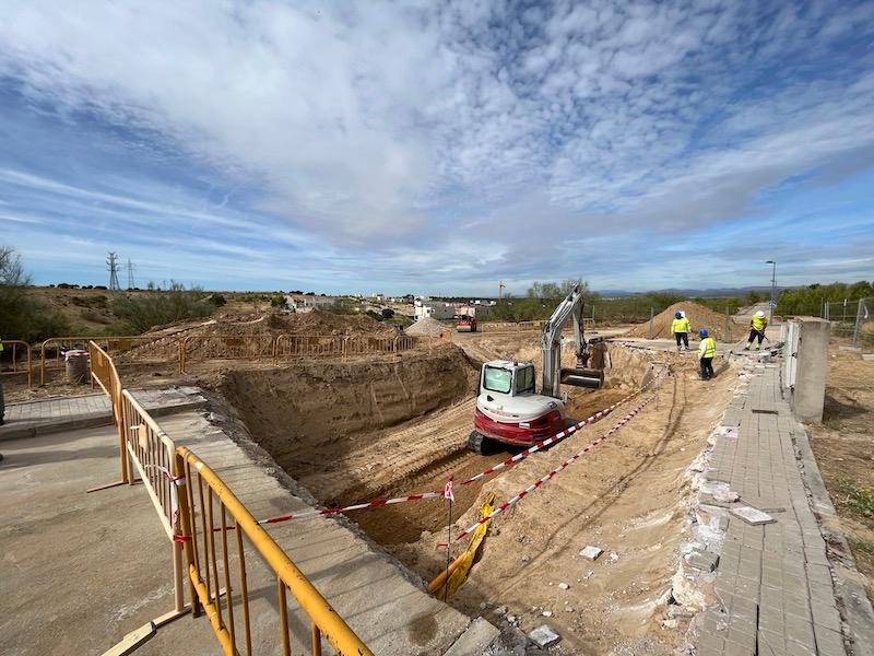 Imagen El Ayuntamiento realiza la primera obra en Los Satélites tras asumir el mantenimiento de la urbanización