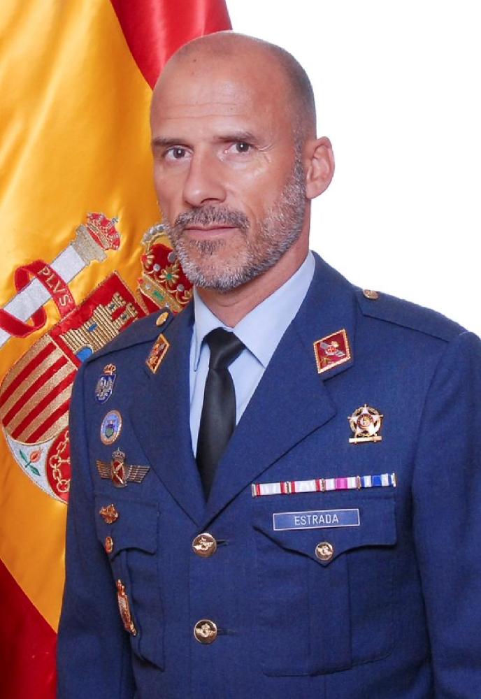Imagen El Ayuntamiento de Majadahonda decreta tres días de luto oficial por el teniente coronel Pablo Estrada, vecino del municipio, fallecido en accidente aéreo