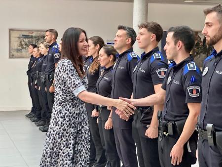 20 nuevos policías 2 web.jpg