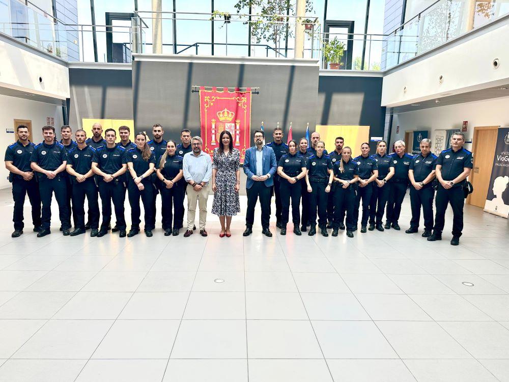 Imagen Lola Moreno da la bienvenida a 20 nuevos agentes de la Policía Local de Majadahonda